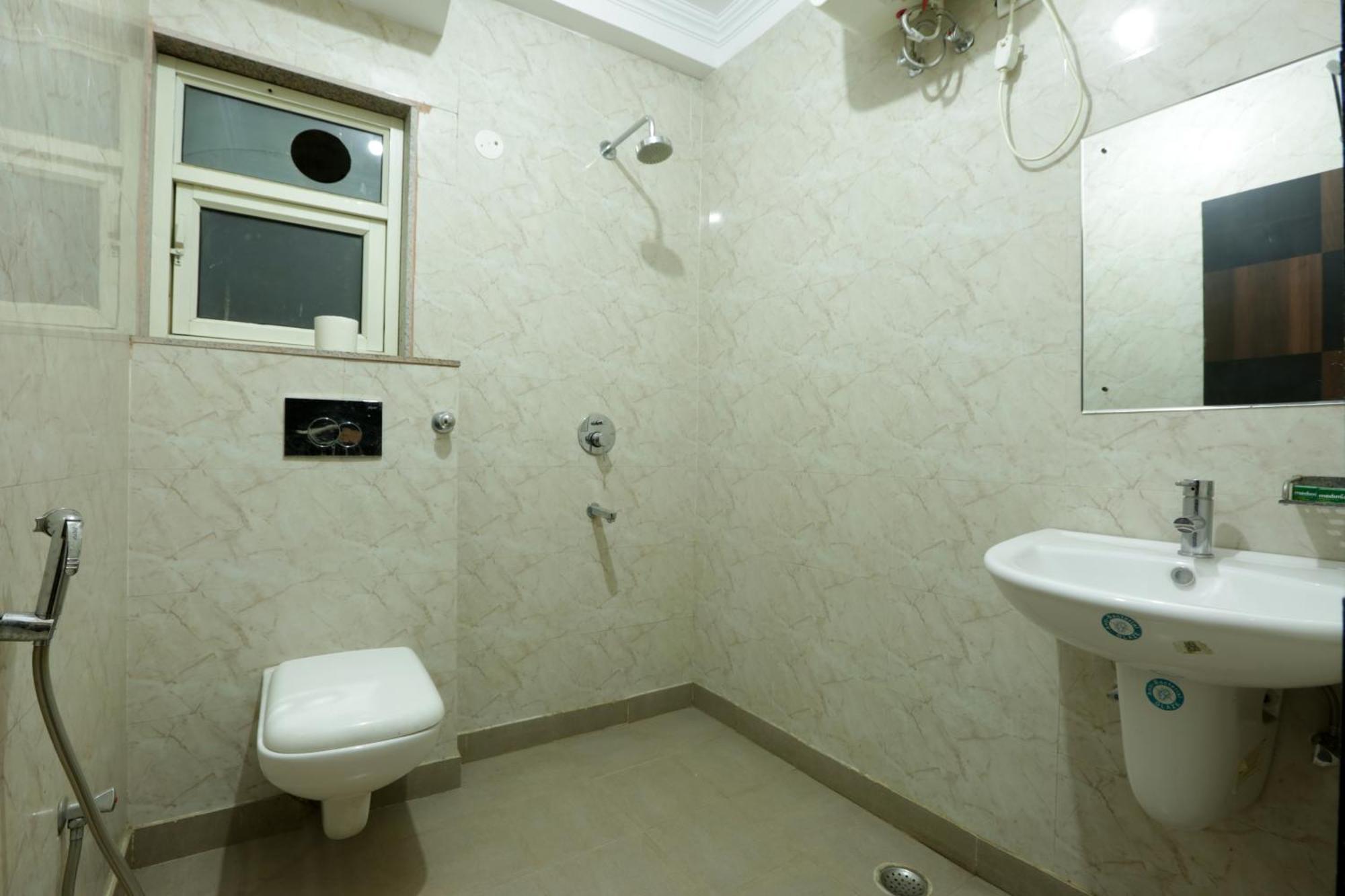 Hotel Sky View At Airport New Delhi Exterior photo