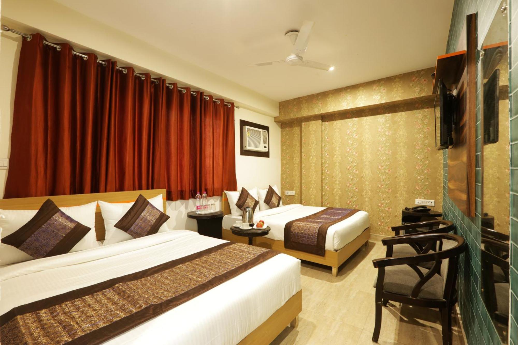Hotel Sky View At Airport New Delhi Exterior photo