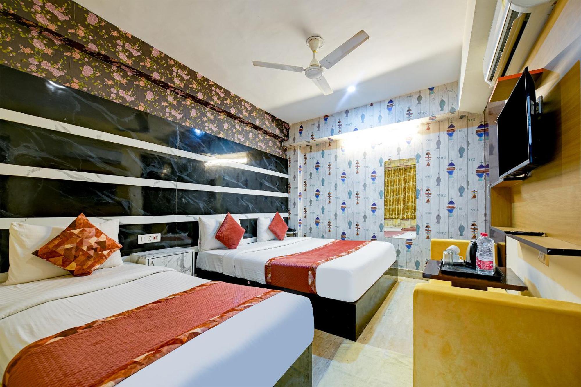Hotel Sky View At Airport New Delhi Exterior photo
